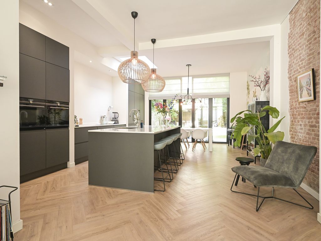 Da Costastraat 123, 'S-GRAVENHAGE