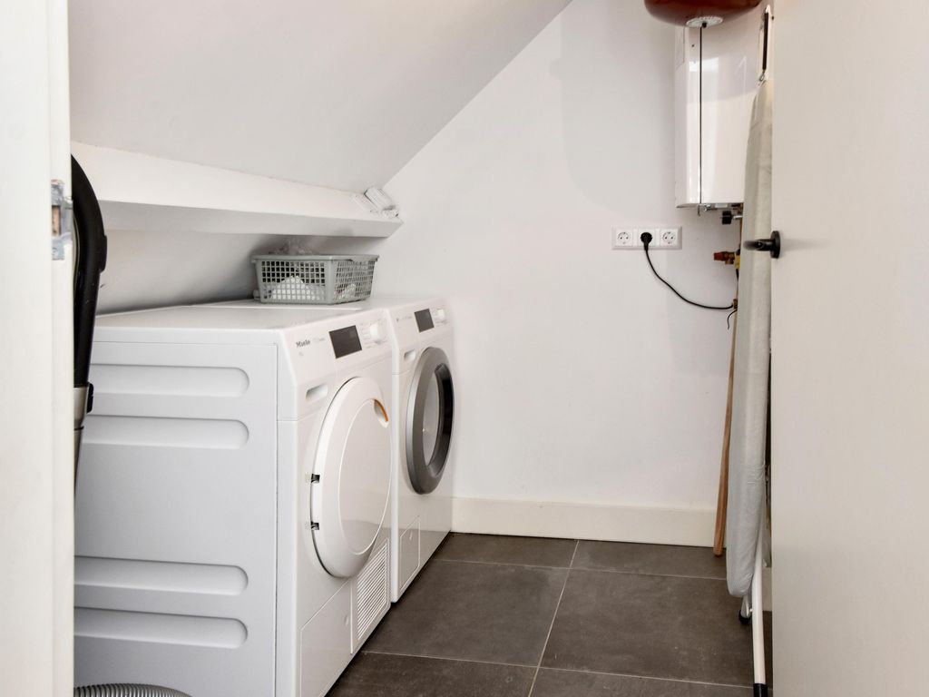 Van Wouwstraat 17, 'S-GRAVENHAGE