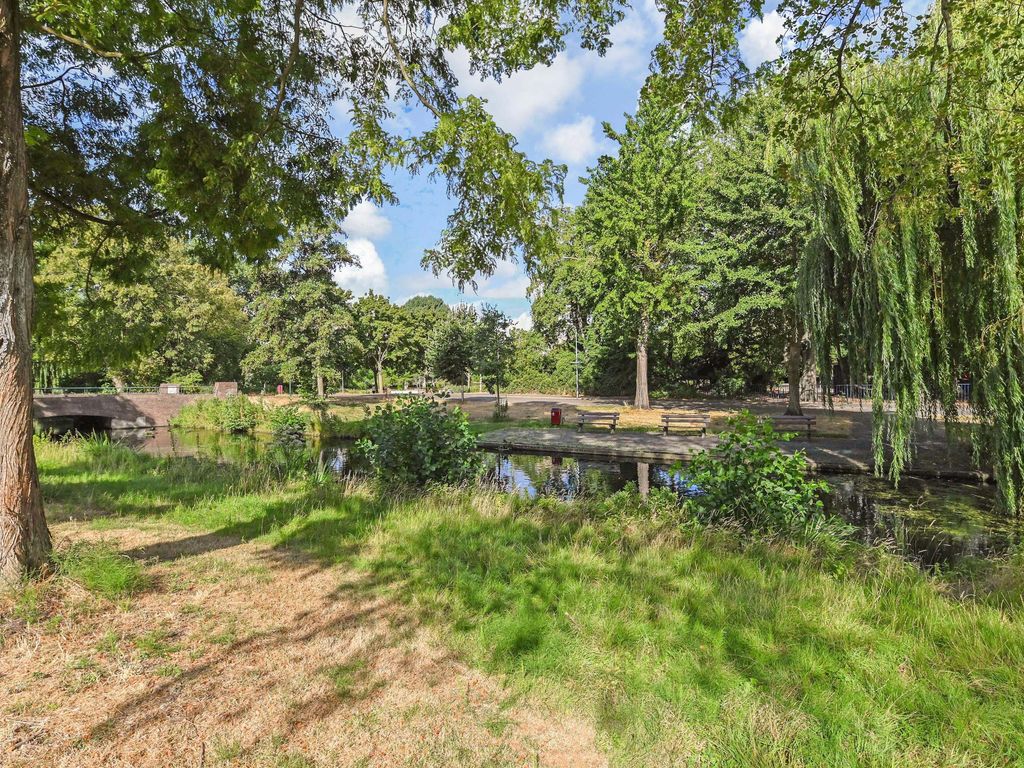 Westerlookade 2, VOORBURG