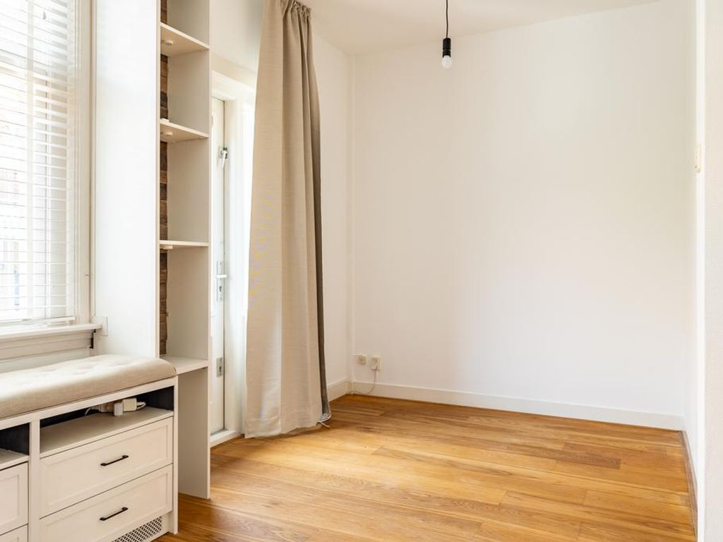 Van Diepenburchstraat 63, 'S-GRAVENHAGE