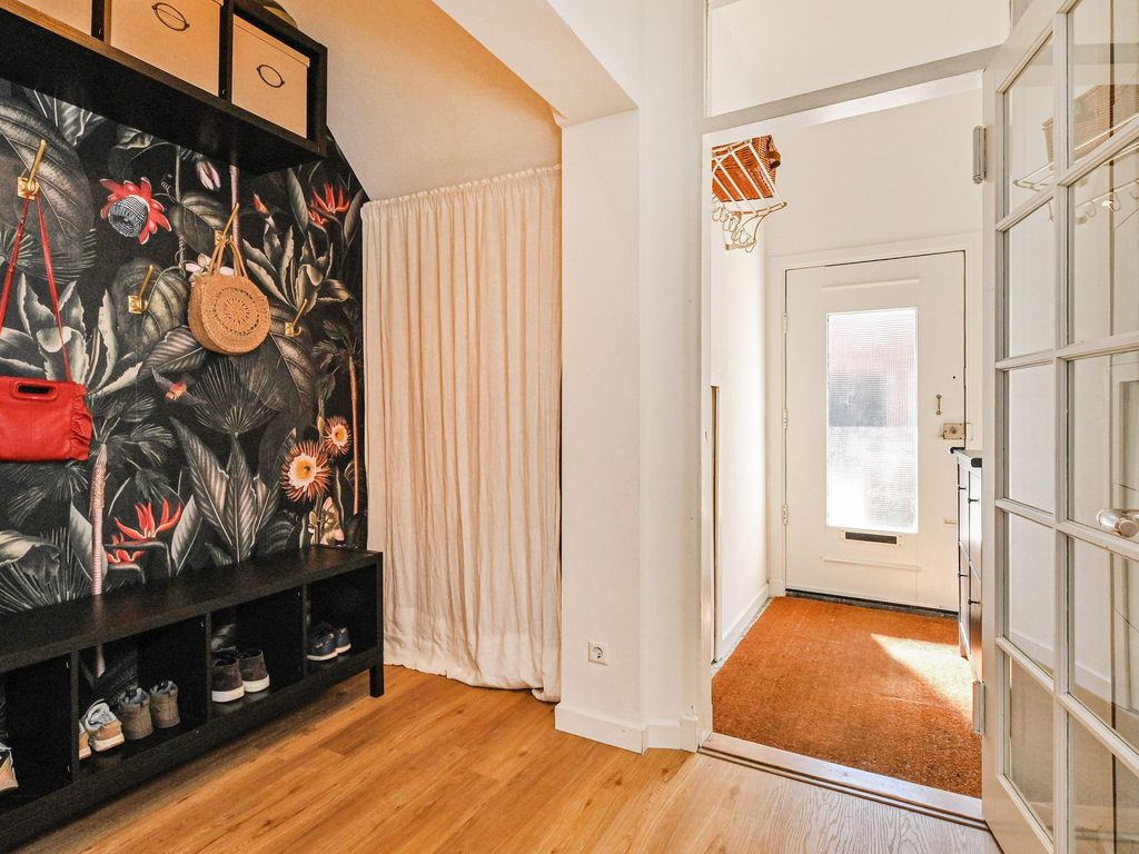 van Naeltwijckstraat 235, VOORBURG