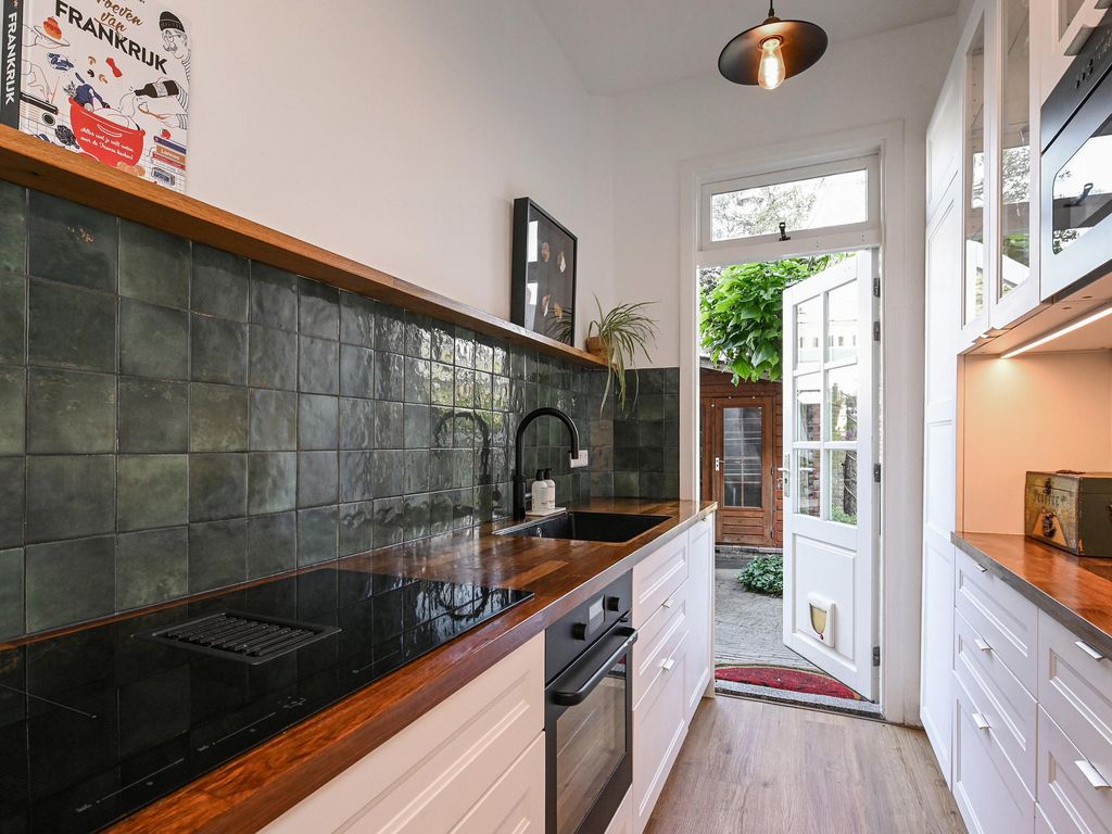 van Naeltwijckstraat 235, VOORBURG