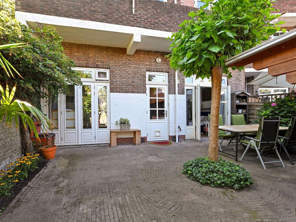 van Naeltwijckstraat 235, VOORBURG