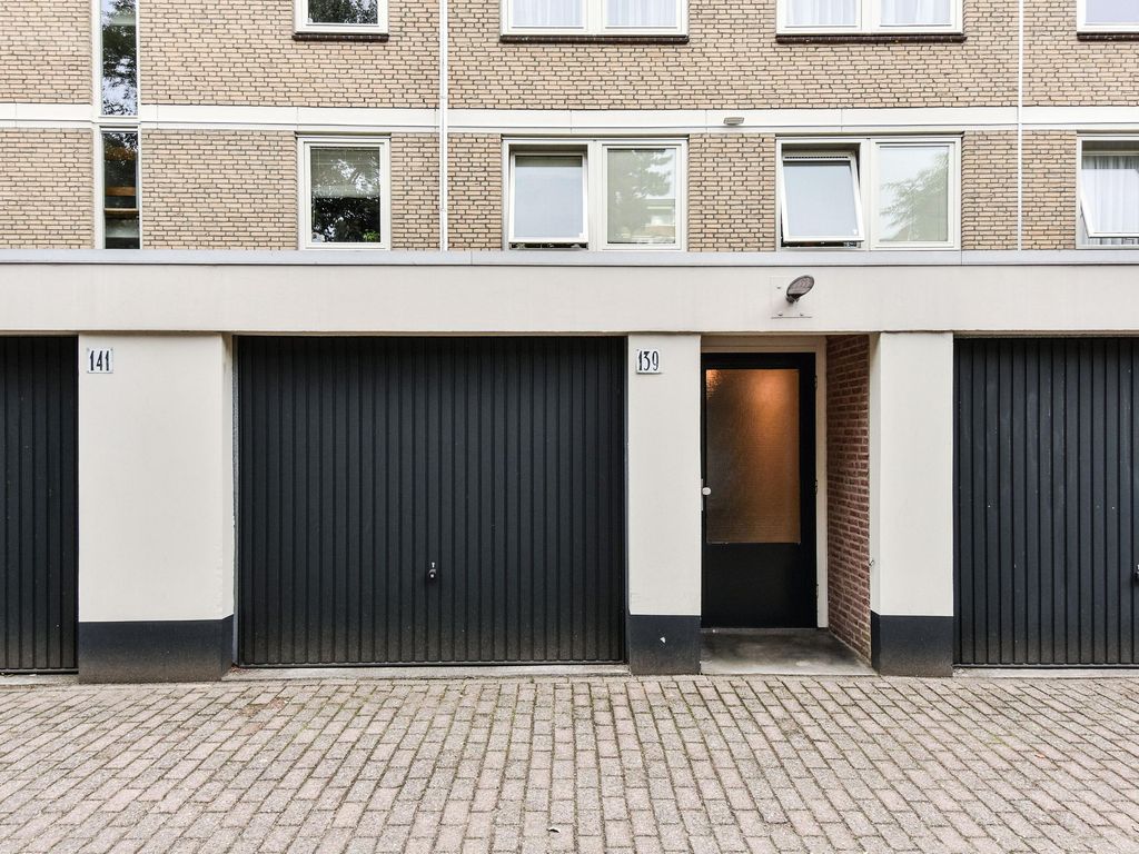 Ruychrocklaan 452, 'S-GRAVENHAGE