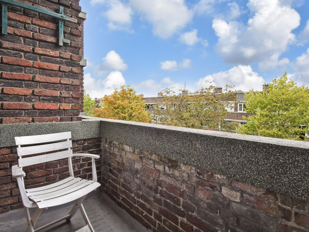 Juliana van Stolberglaan 337, 'S-GRAVENHAGE
