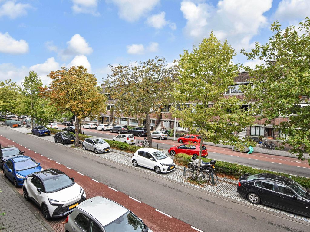 Juliana van Stolberglaan 339, 'S-GRAVENHAGE