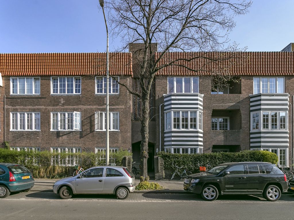 Goudsbloemlaan 43, 'S-GRAVENHAGE
