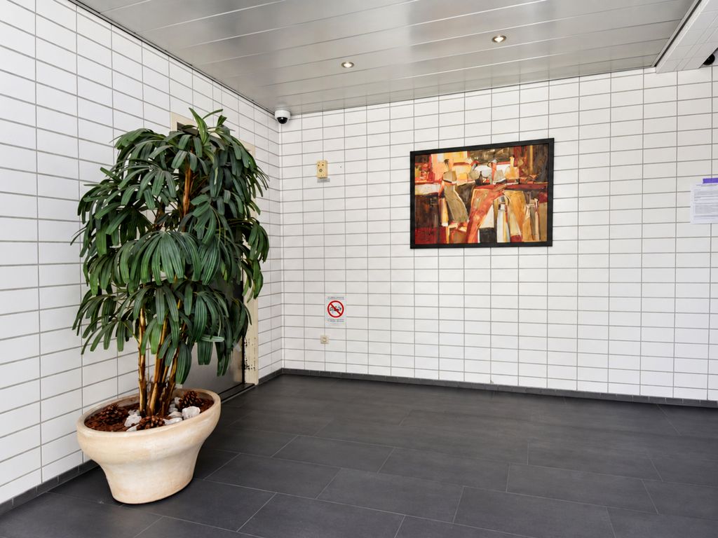 Suzannaland 424, 'S-GRAVENHAGE