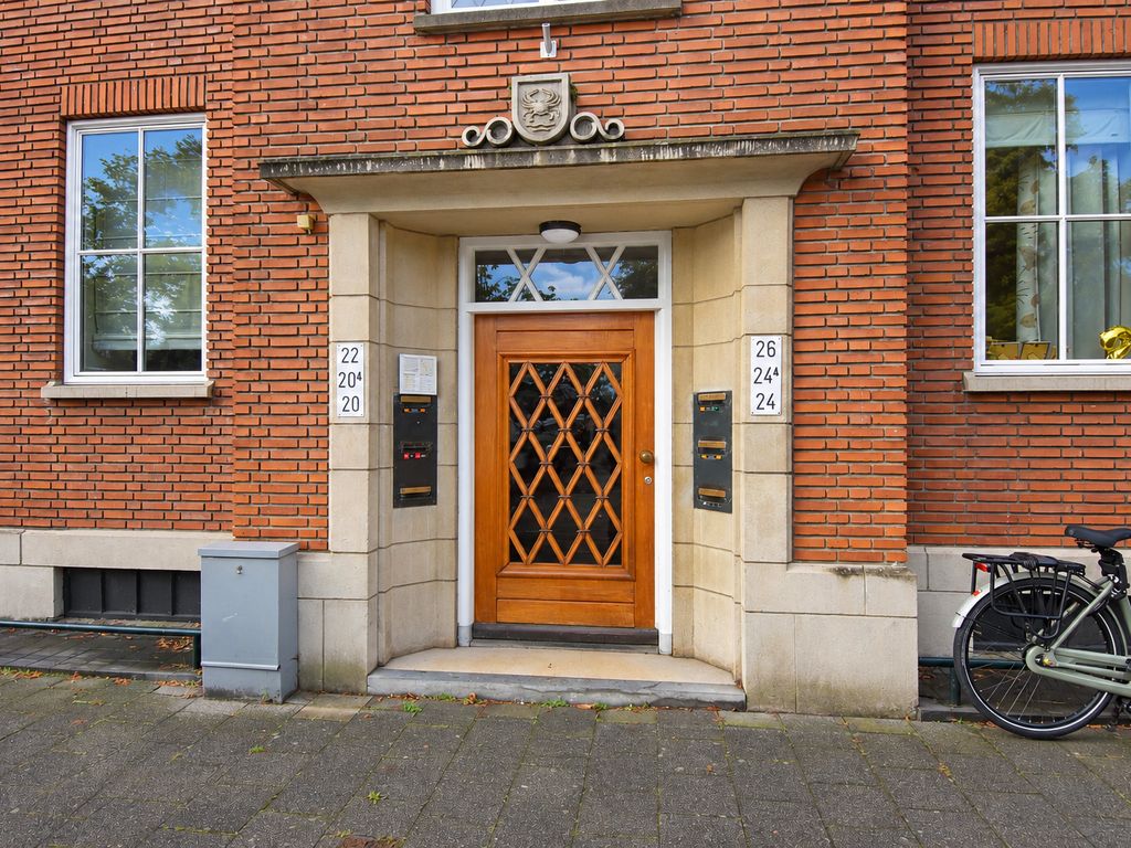Hart Nibbrigkade 22, 'S-GRAVENHAGE
