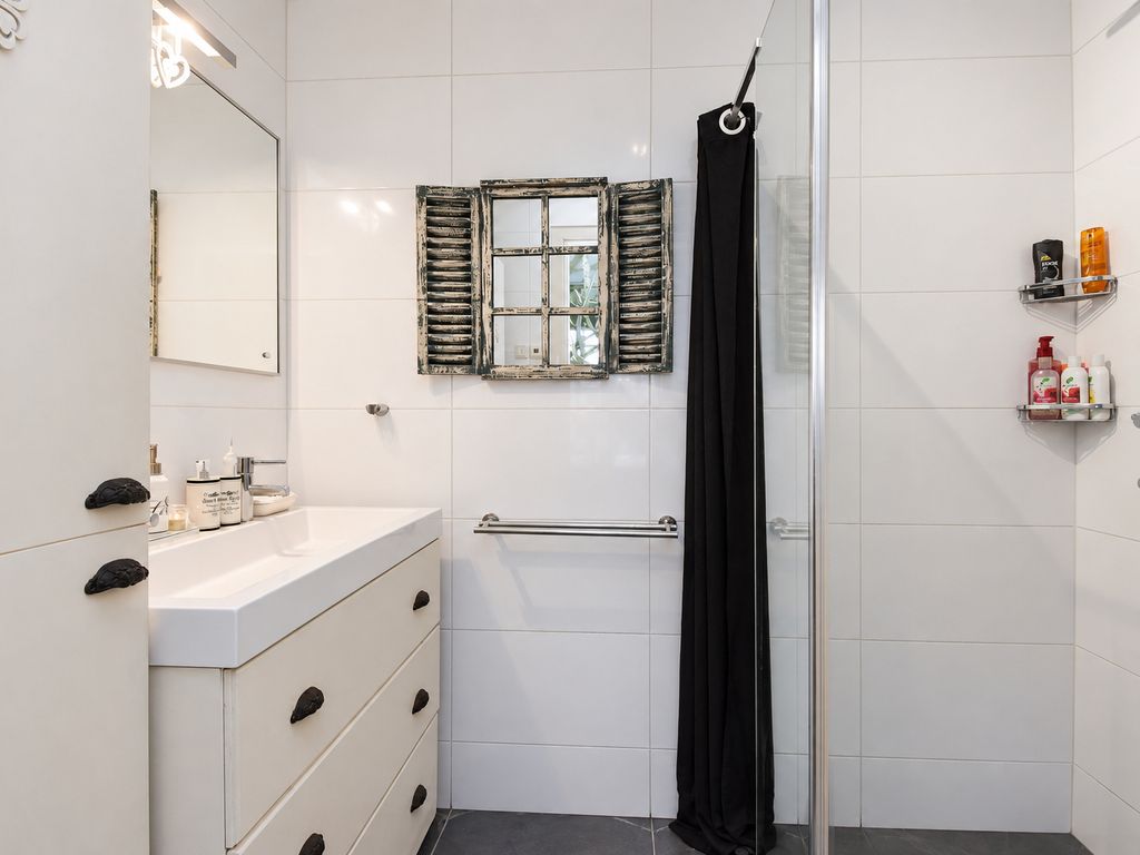 Hart Nibbrigkade 22, 'S-GRAVENHAGE