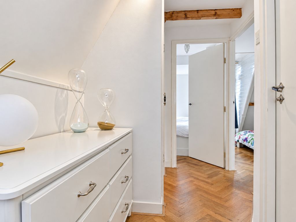 Groot Hertoginnelaan 223B, 'S-GRAVENHAGE