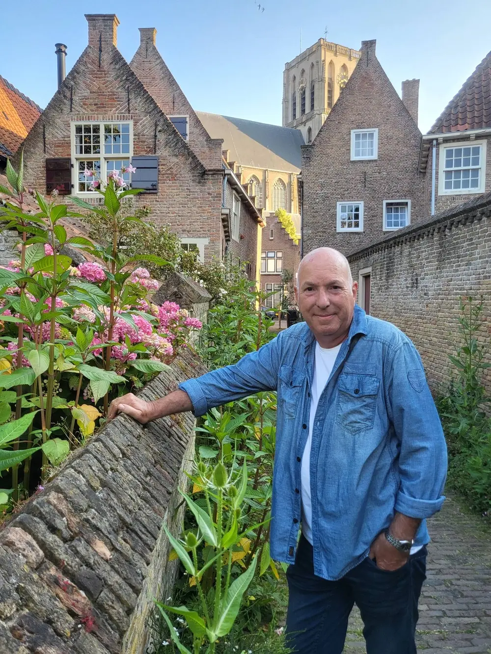 'Zowel voor toeristen als Briellenaren is een wandeling met gids leuk en leerzaam!'