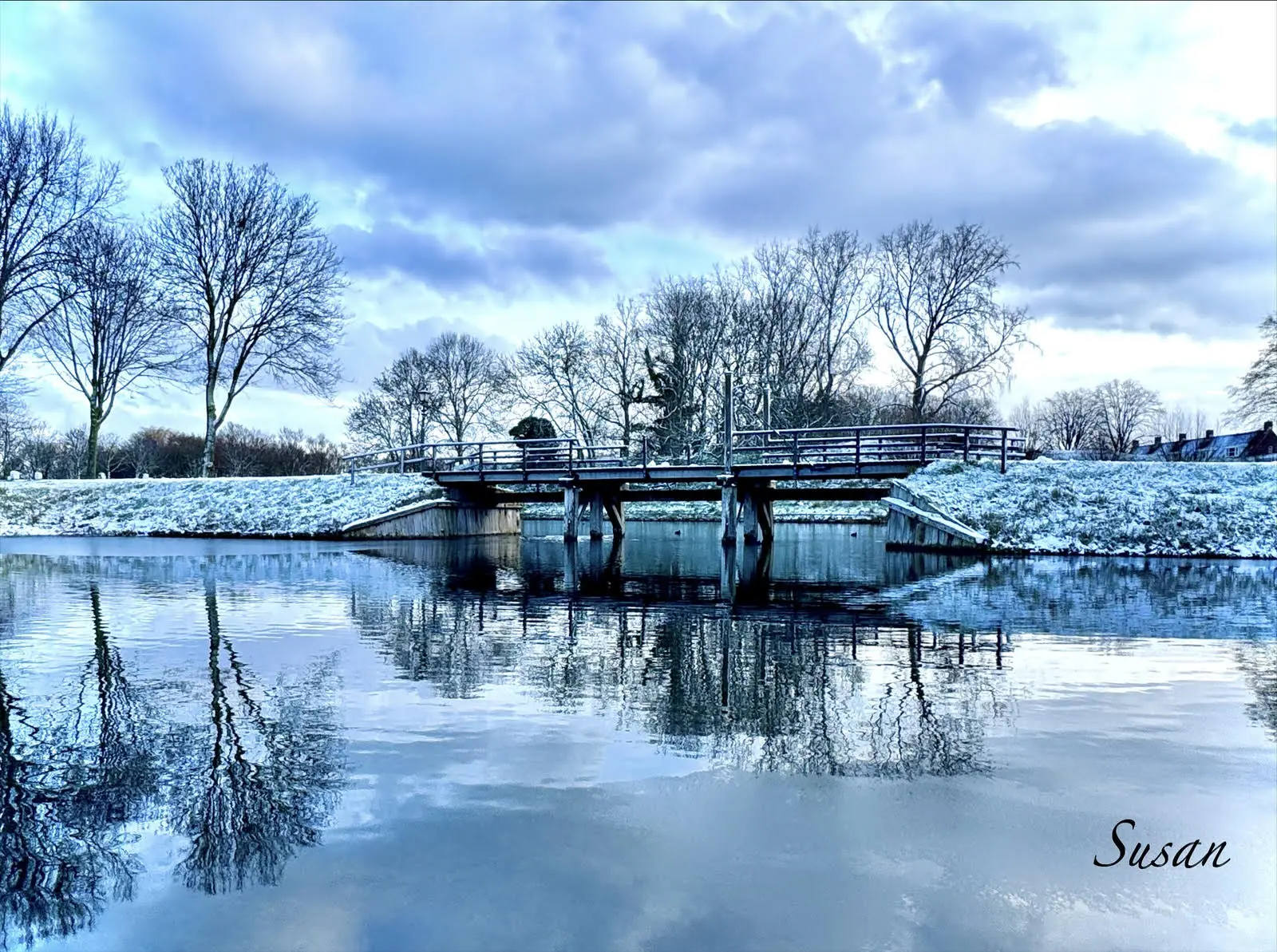Winterse wereld - sneeuw in Brielle!