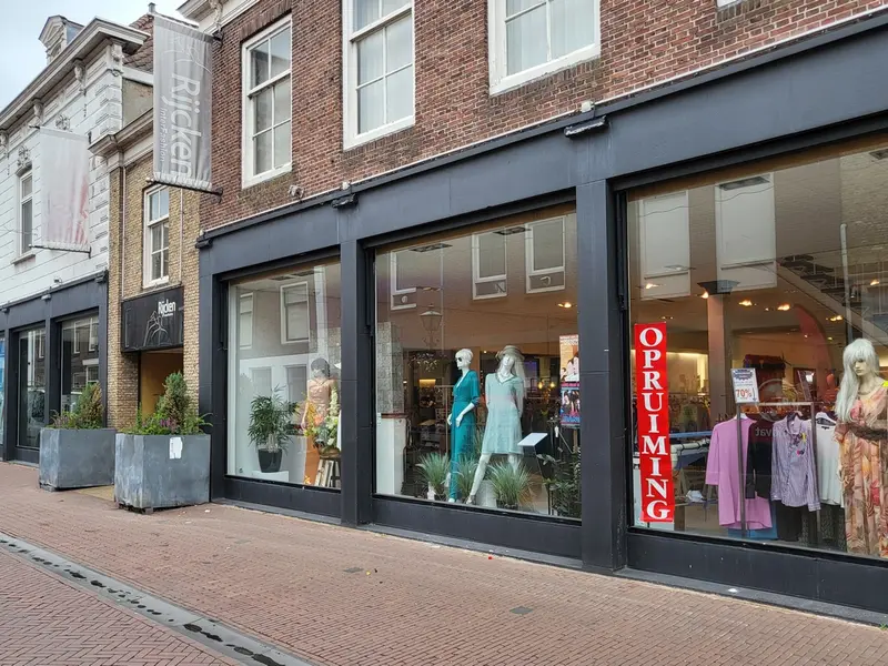 Bruidsmoederjurk, jurk-mét-jasjes sets voor moeders van een bruidspaar.