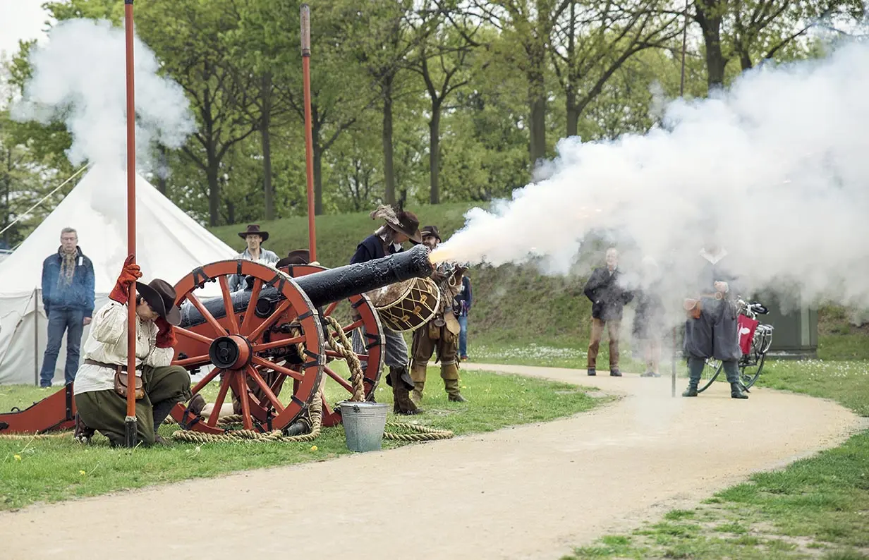 Kampement Garderezjiment en Bergsche Battery