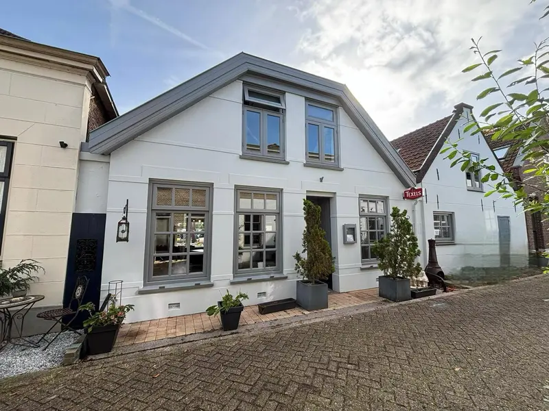Kade 6 Zwartewaal
