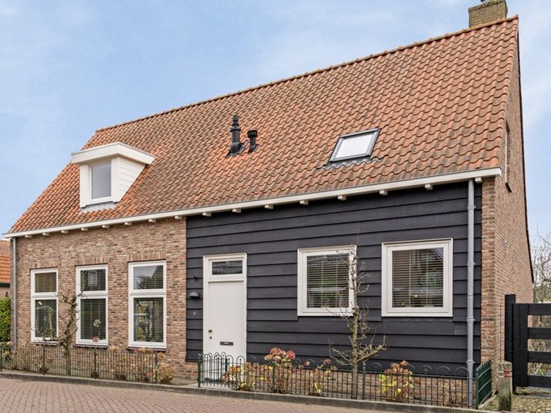 Schoolstraat 6, VROUWENPOLDER