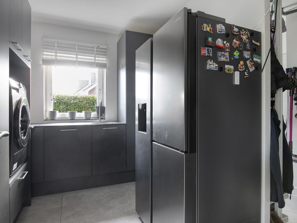 Schans 16, HELLEVOETSLUIS