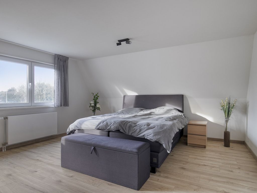 Schans 16, HELLEVOETSLUIS