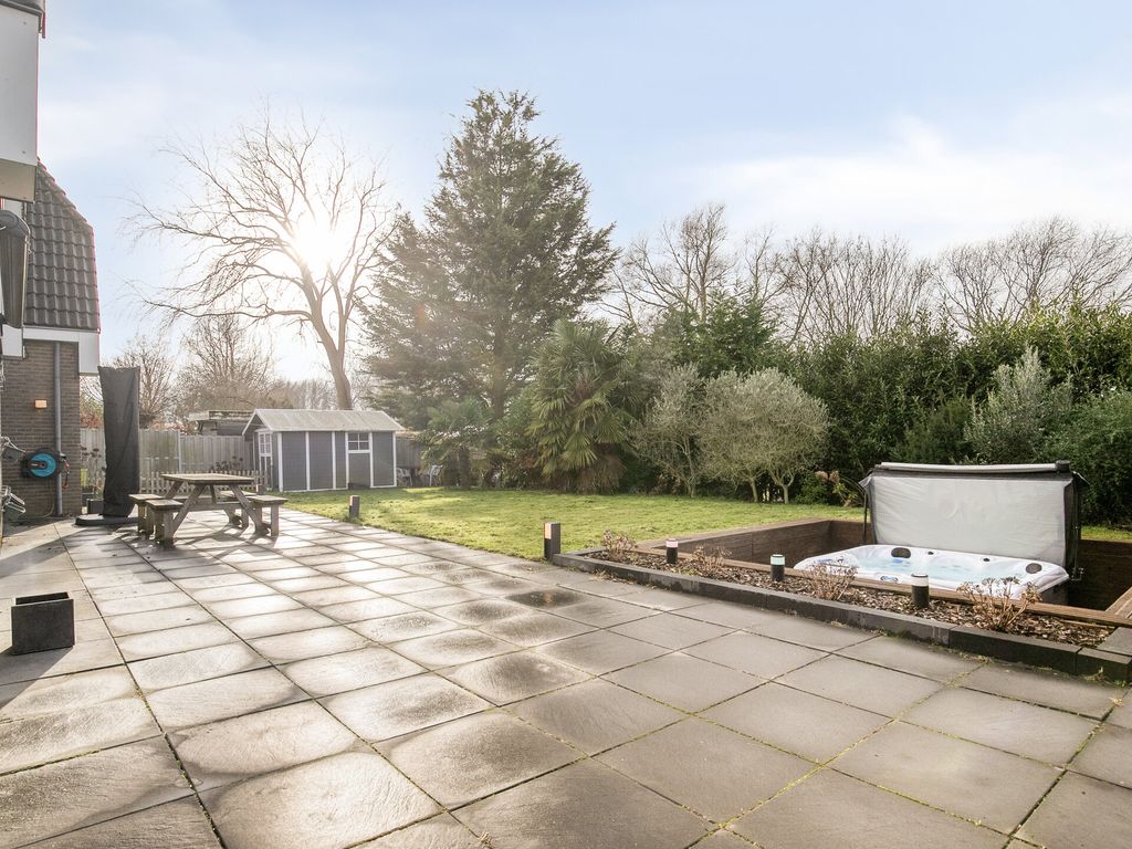 Schans 16, HELLEVOETSLUIS