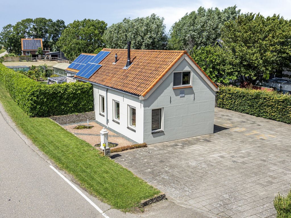 Ruigendijk 15, TINTE