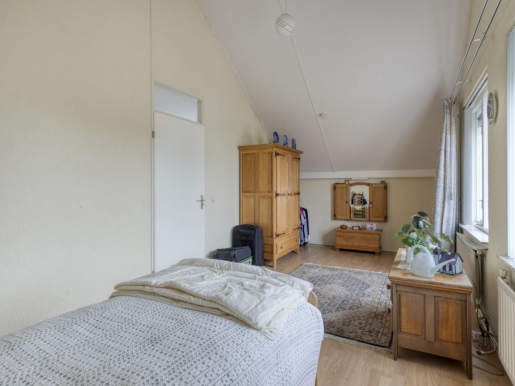 Philips van Almondestraat 9, HELLEVOETSLUIS