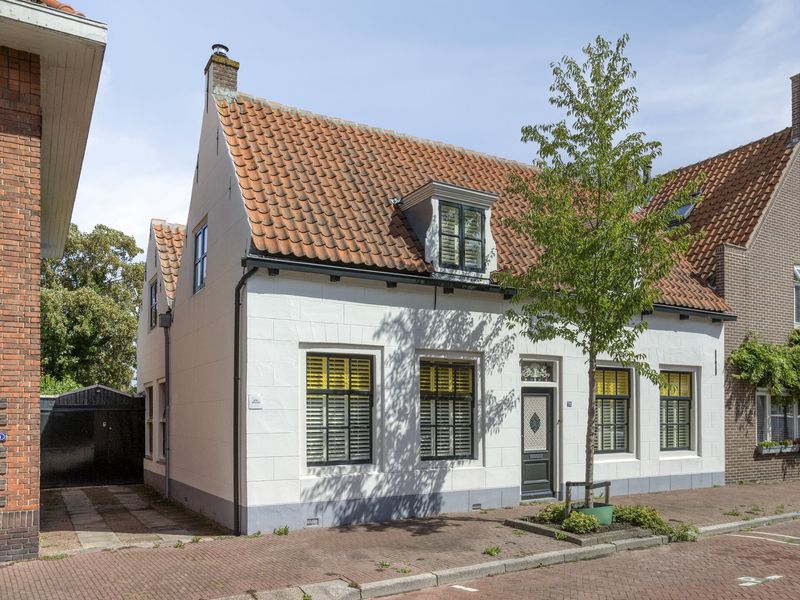Langestraat 72, BRIELLE