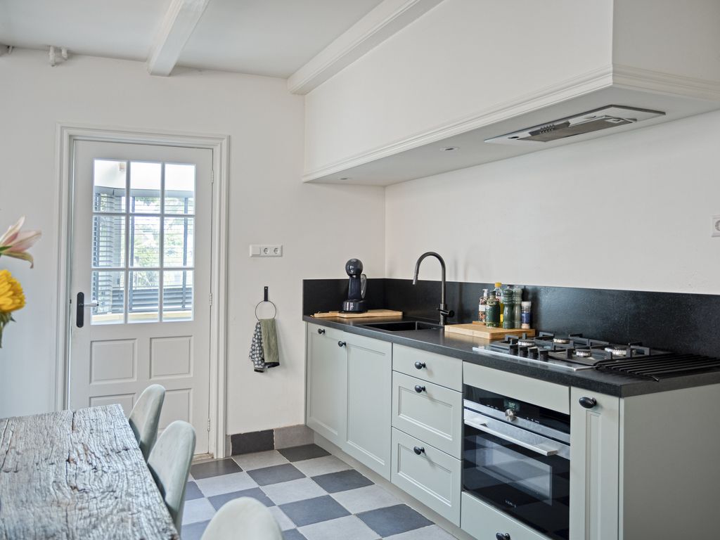 Langestraat 72, BRIELLE