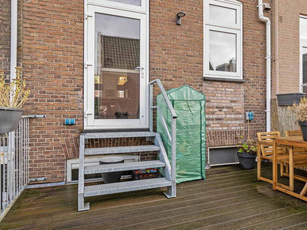 Roggeveenstraat 134, 'S-Gravenhage