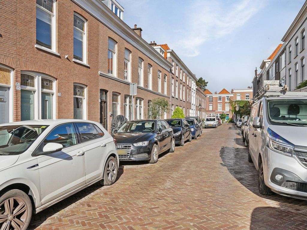 Roggeveenstraat 134, 'S-Gravenhage