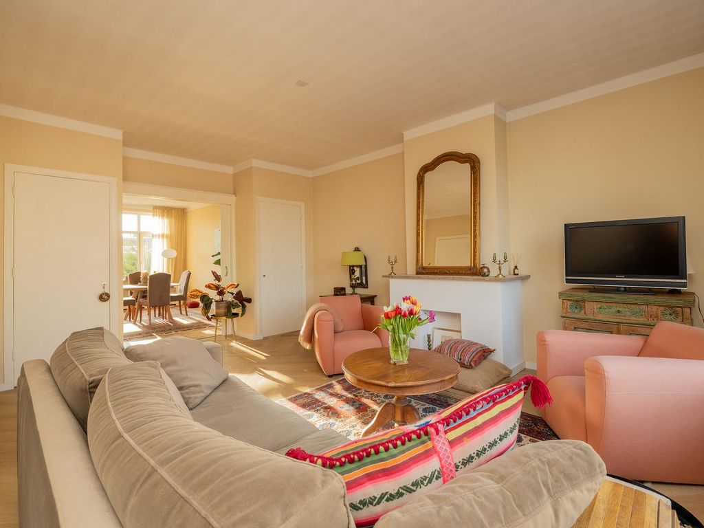 Resedastraat 18, 'S-Gravenhage