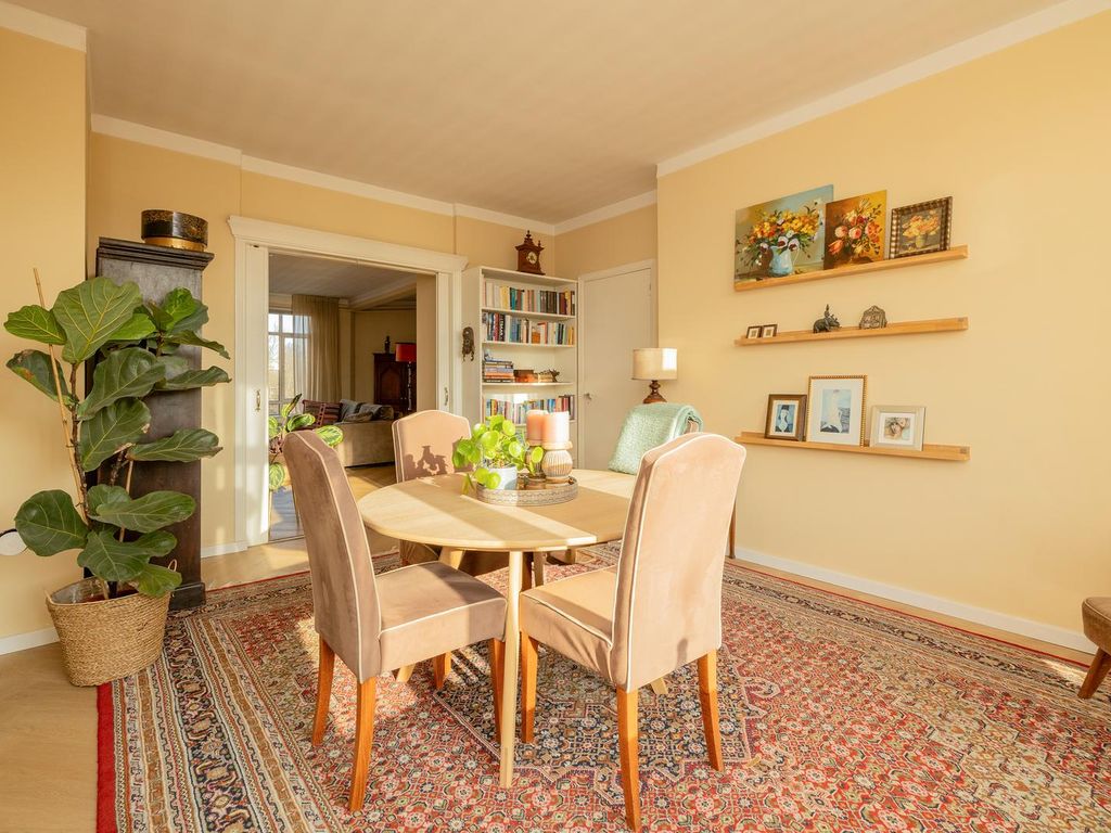 Resedastraat 18, 'S-Gravenhage