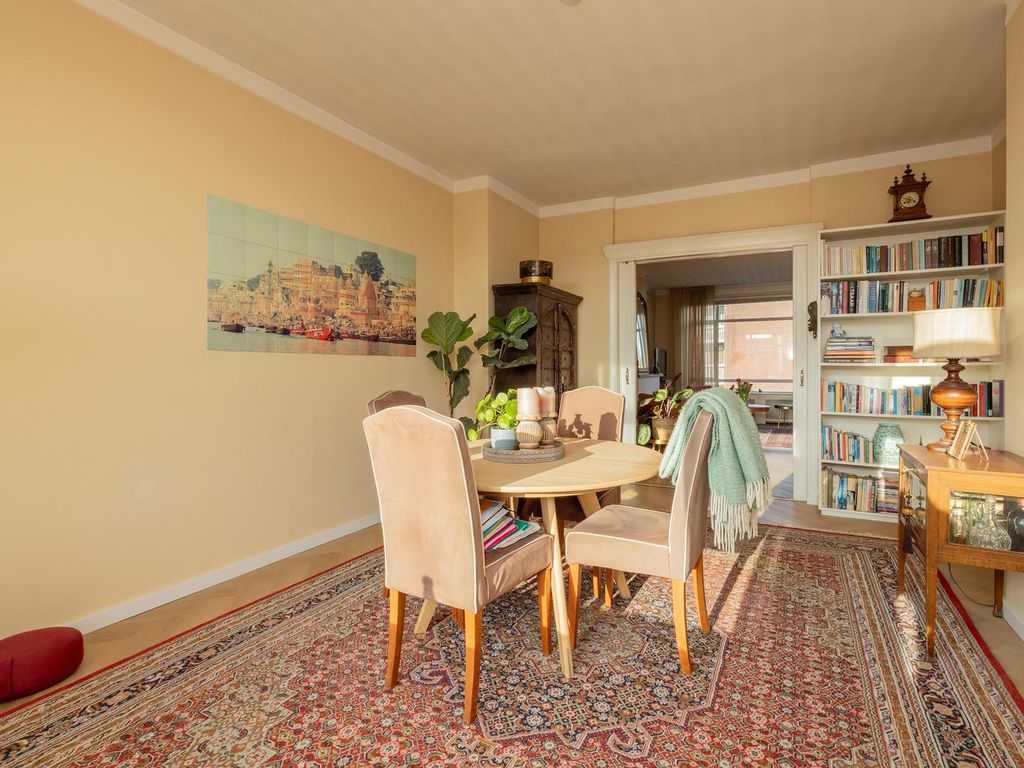 Resedastraat 18, 'S-Gravenhage