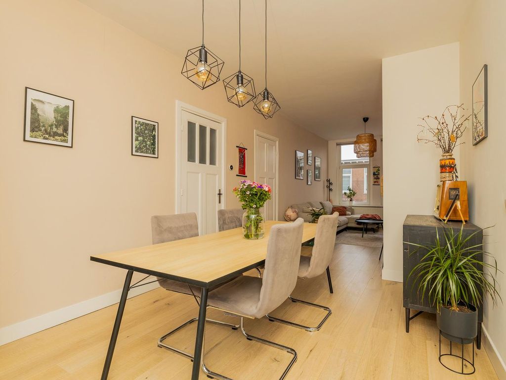 Jasmijnstraat 8, 'S-Gravenhage