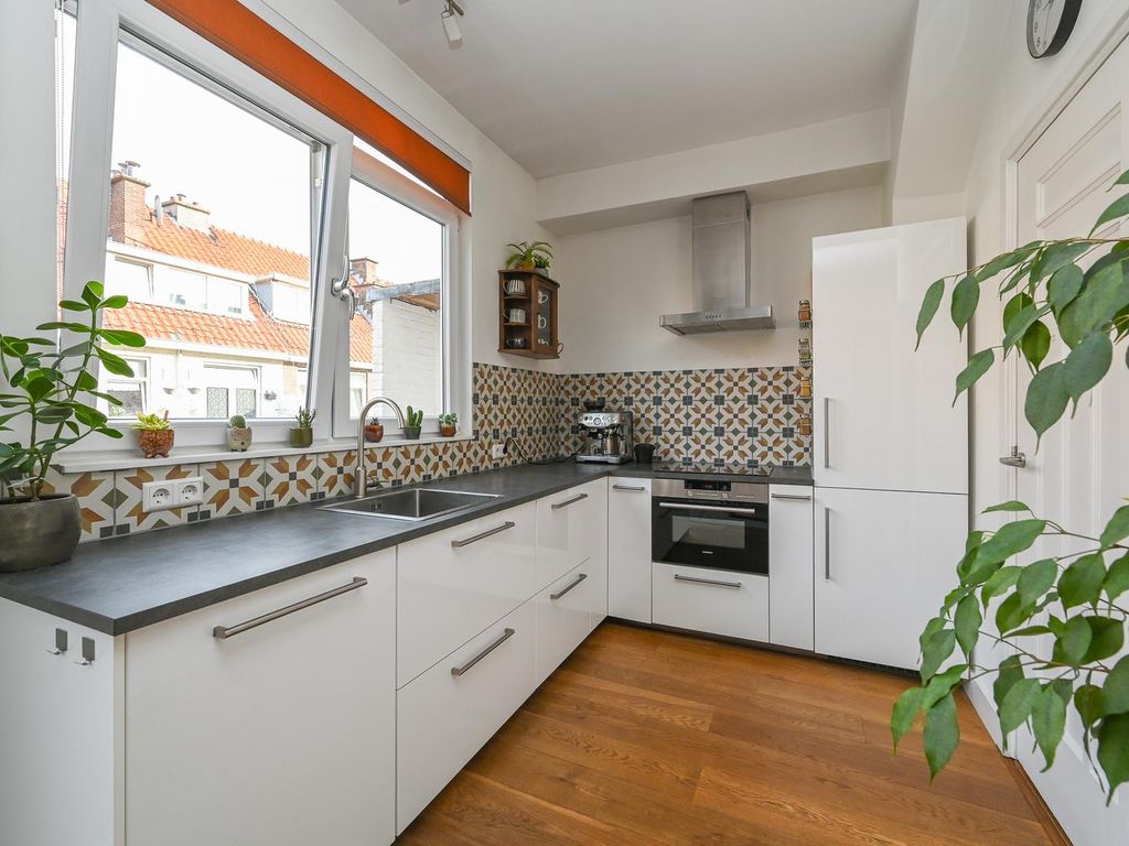 Piet Paaltjensstraat 42, 'S-Gravenhage