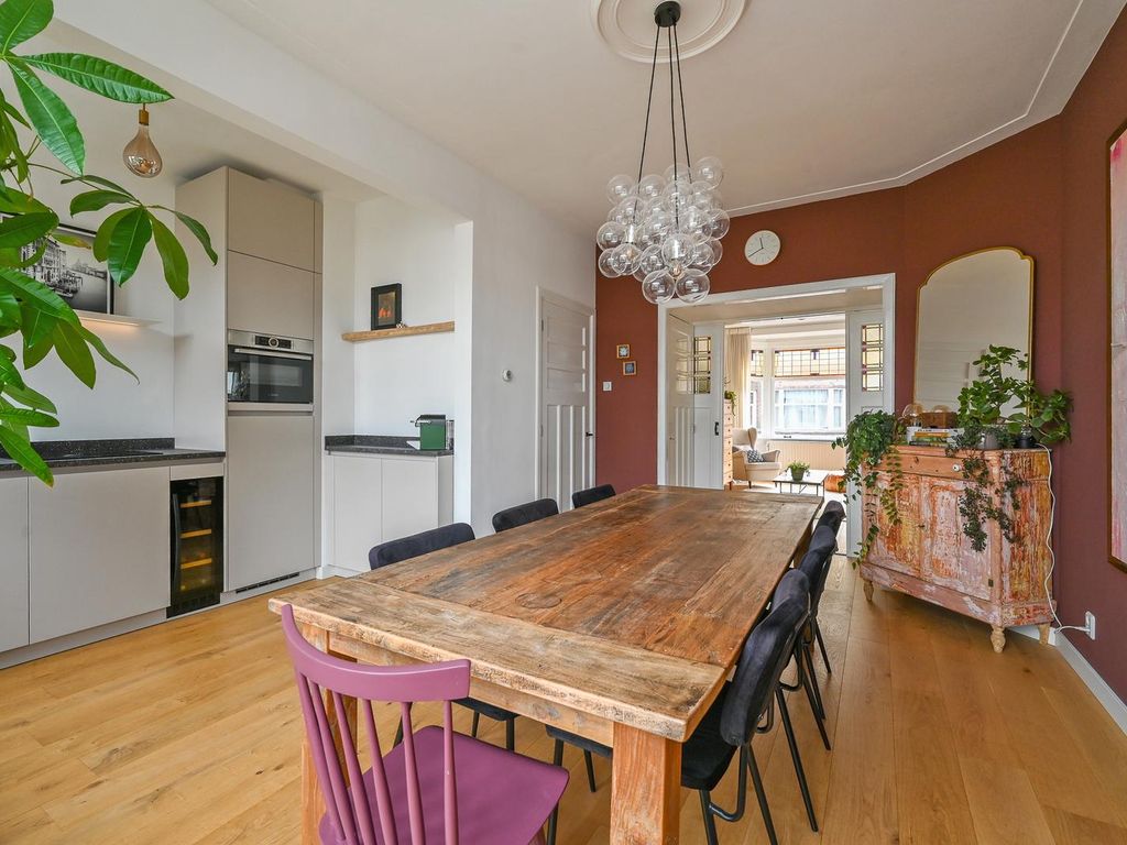 Lunterenstraat 147, 'S-Gravenhage