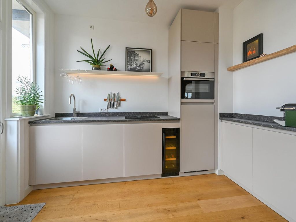 Lunterenstraat 147, 'S-Gravenhage