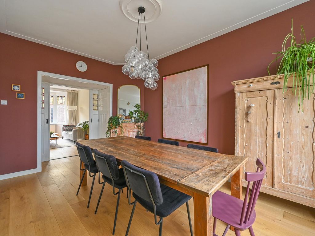 Lunterenstraat 147, 'S-Gravenhage