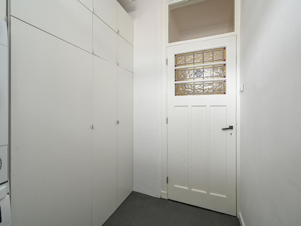 Lunterenstraat 147, 'S-Gravenhage