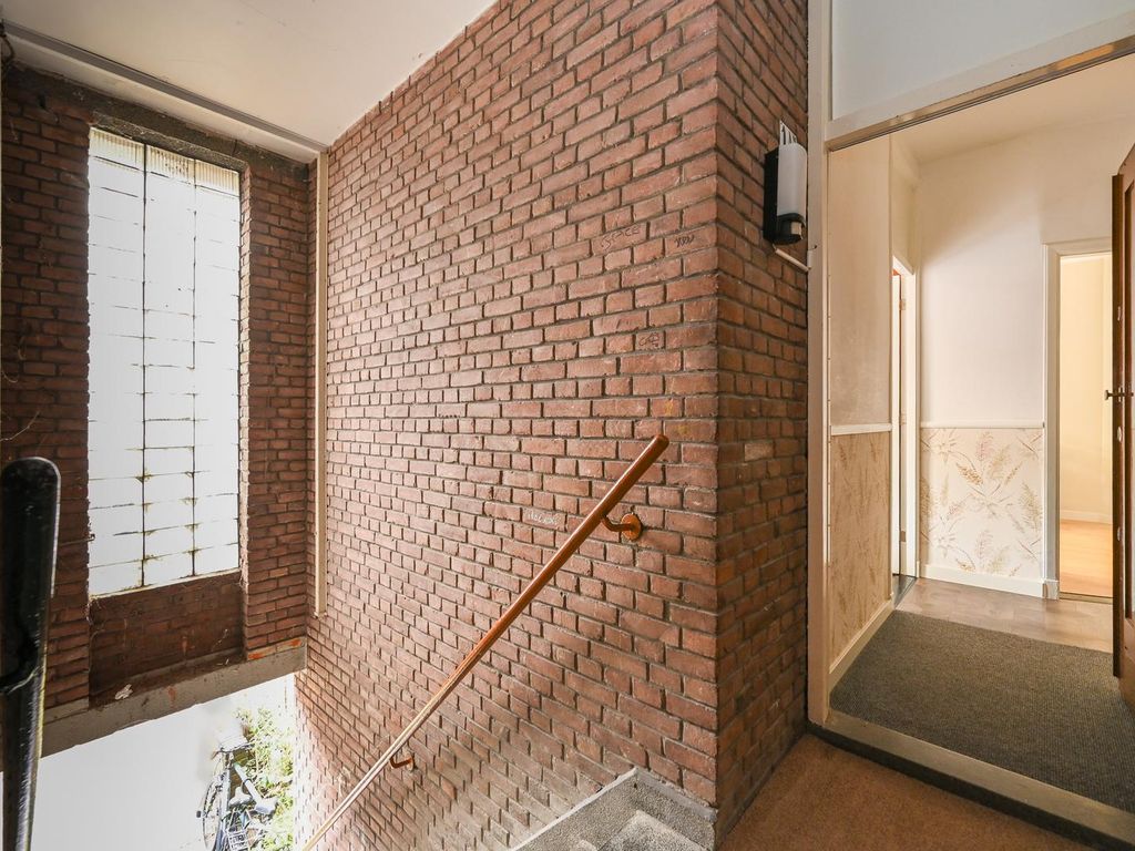 Lunterenstraat 147, 'S-Gravenhage