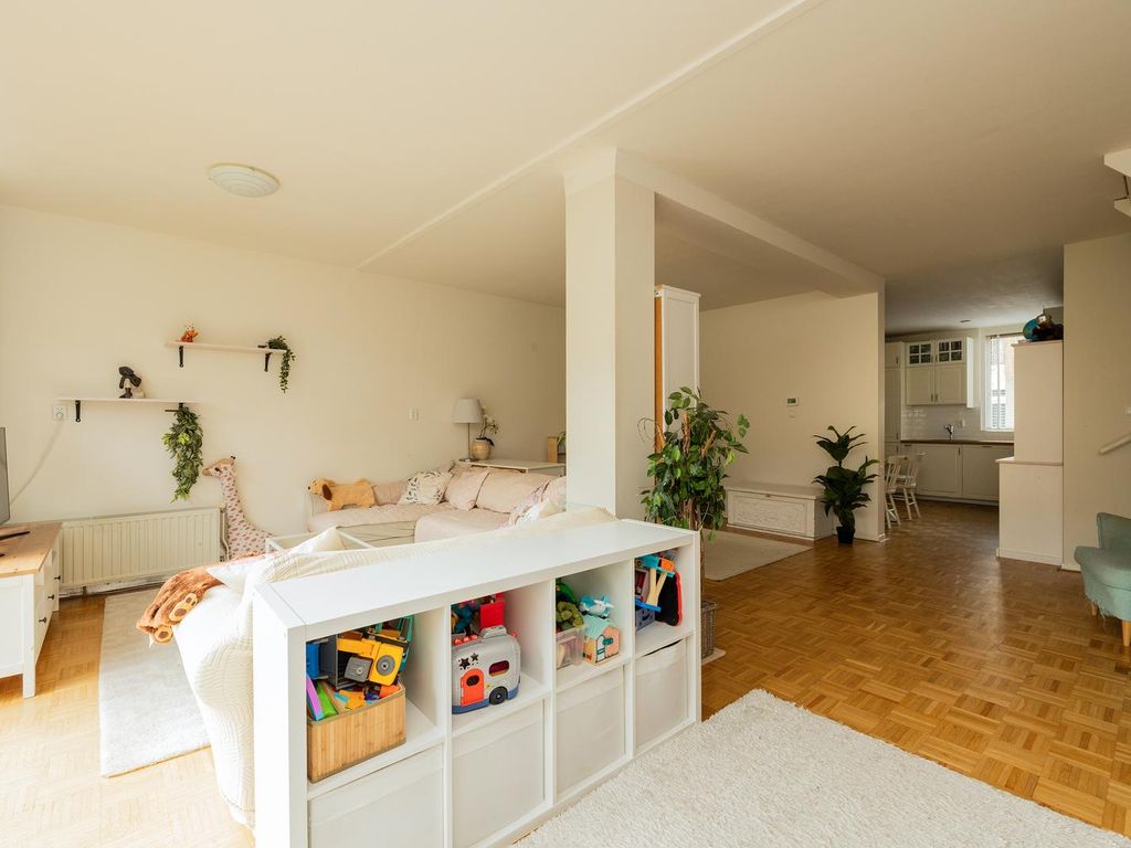 Wilgendreef 103, Voorburg