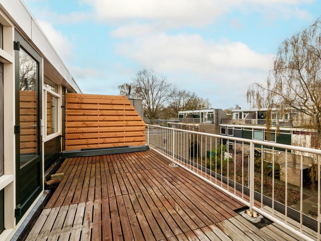 Wilgendreef 103, Voorburg