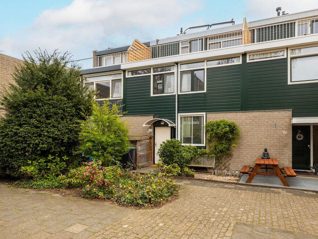 Wilgendreef 103, Voorburg