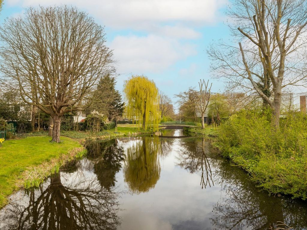 Wilgendreef 103, Voorburg