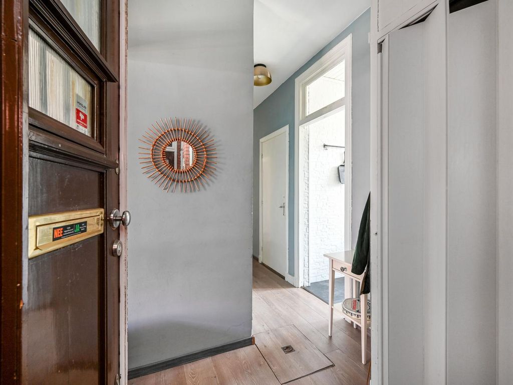 Voorthuizenstraat 4, 'S-Gravenhage