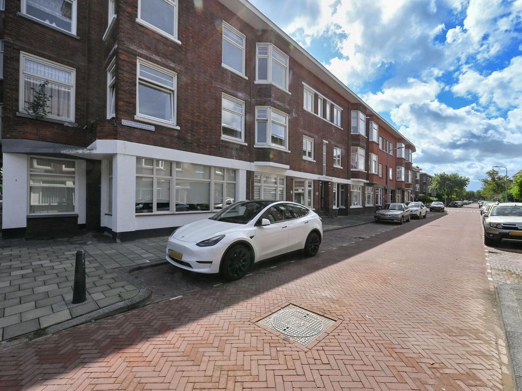 Voorthuizenstraat 4, 'S-Gravenhage