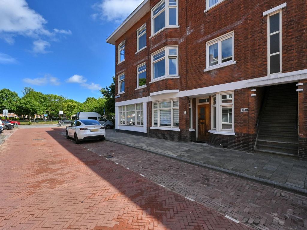 Voorthuizenstraat 4, 'S-Gravenhage