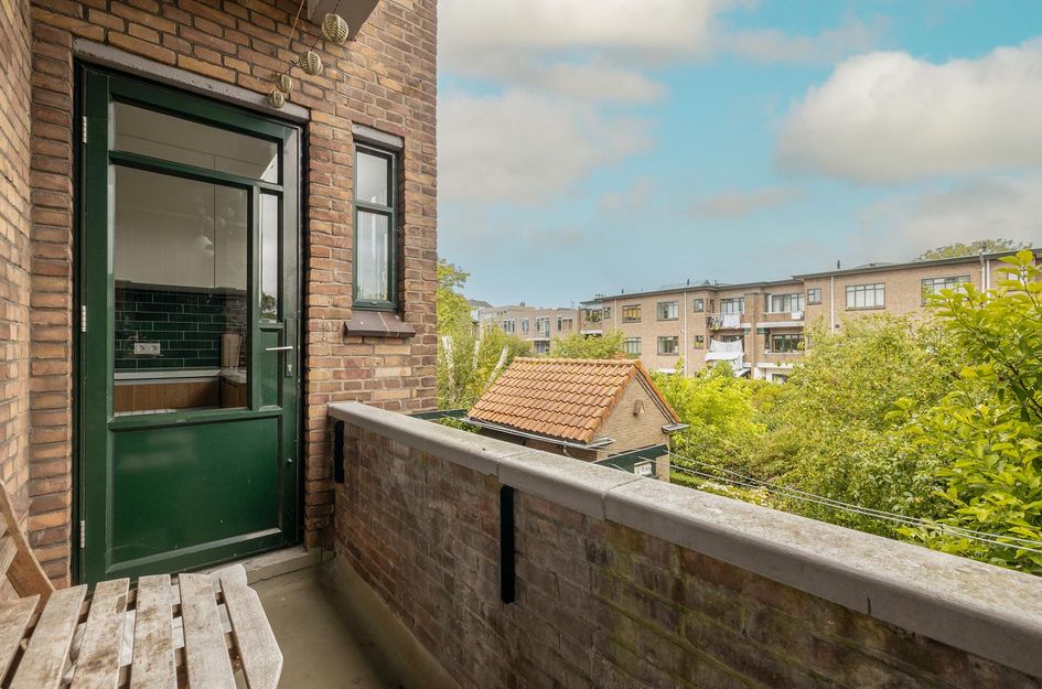 Van Hogendorpstraat 91