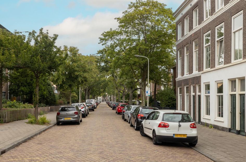 Van Hogendorpstraat 91
