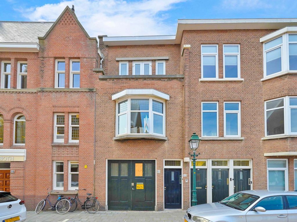 Nieuwe Laantjes 111, 'S-Gravenhage